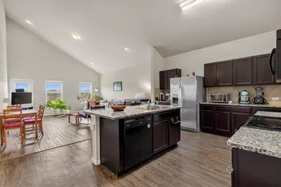 11913 Riparian Road, Manor, TX 78653 - Photo 10