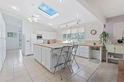 8705 S View Road, Austin, TX 78737 - Photo 12