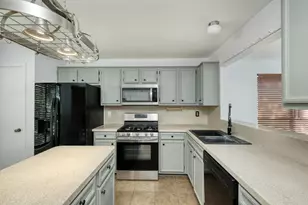 1810 Parkwood Dr, Leander, TX 78641 - Photo 14