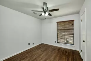 1810 Parkwood Dr, Leander, TX 78641 - Photo 22