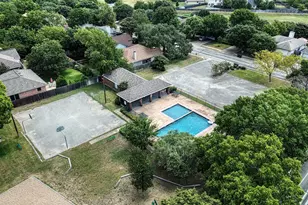 1810 Parkwood Dr, Leander, TX 78641 - Photo 28