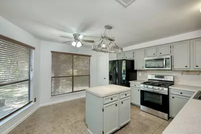 1810 Parkwood Drive, Leander, TX 78641 - Photo 14