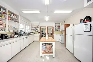 1919 Robbins Pl, Austin, TX 78705 - Photo 6