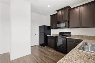 19912 Woodrow Wilson St, Manor, TX 78653 - Photo 10