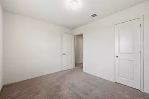19912 Woodrow Wilson St, Manor, TX 78653 - Photo 16