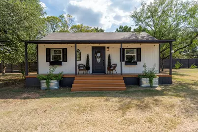 799 W Bartlett Drive, Buda, TX 78610 - Photo 32