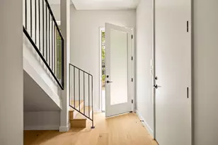 1609 Canterbury St, Austin, TX 78702 - Photo 4
