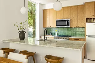 1609 Canterbury St, Austin, TX 78702 - Photo 6