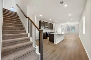 121 Baron Von Gator Dr, San Marcos, TX 78666 - Photo 8