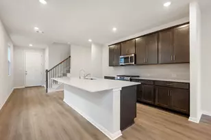 121 Baron Von Gator Dr, San Marcos, TX 78666 - Photo 10