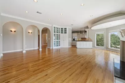 4921 Creek Meadow Cove, Spicewood, TX 78669 - Photo 16