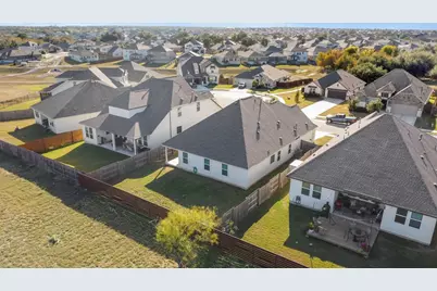 120 Northview Lane, Georgetown, TX 78628 - Photo 32