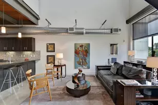 2205 N Lamar Blvd, Austin, TX 78705 - Photo 1