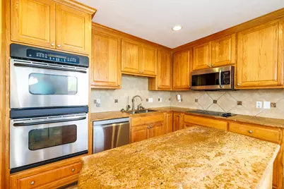 1506 Harwood Road, Luling, TX 78648 - Photo 12