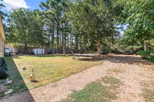 124 Twin Lakes Ln, Bastrop, TX 78602 - Photo 18