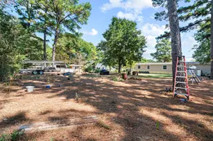 124 Twin Lakes Ln, Bastrop, TX 78602 - Photo 20