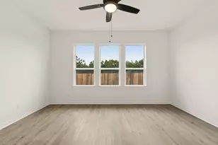 410 Heritage Frst Pkwy, Dripping Springs, TX 78620 - Photo 18