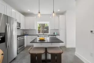 1112 Linden St, Austin, TX 78702 - Photo 8
