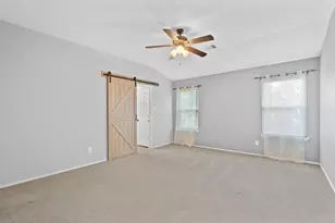 2704 Greenlee Dr, Leander, TX 78641 - Photo 16