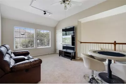 10033 Scull Creek Drive, Austin, TX 78730 - Photo 30