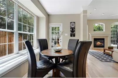 10033 Scull Creek Drive, Austin, TX 78730 - Photo 14