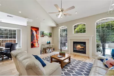 10033 Scull Creek Drive, Austin, TX 78730 - Photo 20