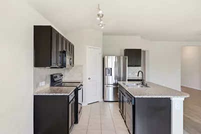 5813 Roderick Drive, Austin, TX 78724 - Photo 8