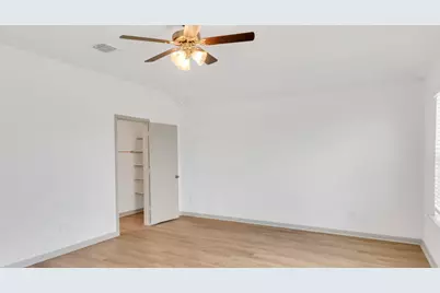 207 Sweetwater Creek Lane, Hutto, TX 78634 - Photo 2