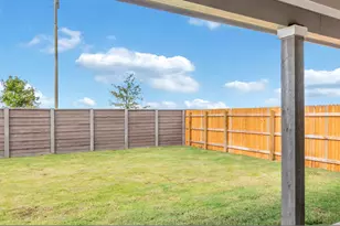 207 Sweetwater Crk Ln, Hutto, TX 78634 - Photo 4