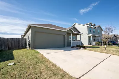 13400 Banquete Street, Elgin, TX 78621 - Photo 2