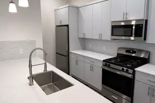 6901 Carver Ave, Austin, TX 78752 - Photo 10