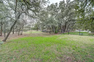 5701 Laguna Cliff Ln, Austin, TX 78734 - Photo 6