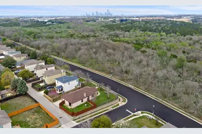 5811 Viewpoint Drive, Austin, TX 78744 - Photo 2