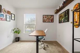 5811 Viewpoint Dr, Austin, TX 78744 - Photo 20