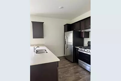 7501 Ivy Trellis Trail, Del Valle, TX 78617 - Photo 4