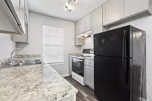 7415 Vintage Hills Dr, Austin, TX 78723 - Photo 4