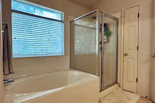 8300 Alvin High Ln, Austin, TX 78729 - Photo 14