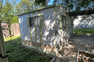 4127 Scarlet Oak Dr, San Antonio, TX 78220 - Photo 10