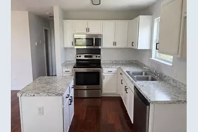 339 Liberty Street, Hutto, TX 78634 - Photo 10