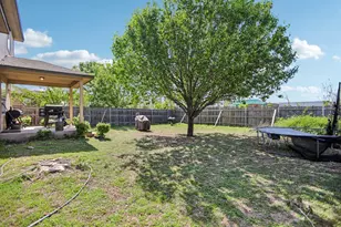 339 Liberty St, Hutto, TX 78634 - Photo 8