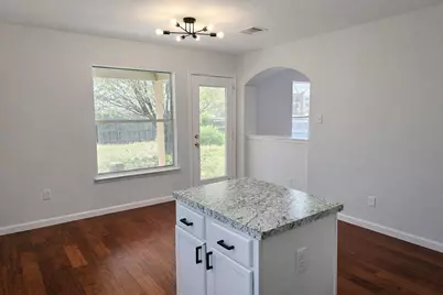 339 Liberty Street, Hutto, TX 78634 - Photo 8