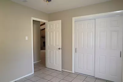 308 Golden Oaks Drive, Georgetown, TX 78628 - Photo 12