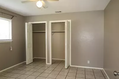 308 Golden Oaks Drive, Georgetown, TX 78628 - Photo 14