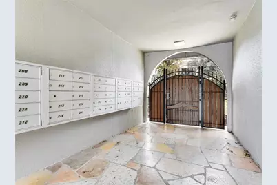 3110 Red River Street #220, Austin, TX 78705 - Photo 12