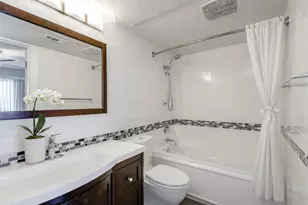 3110 Red River St, Austin, TX 78705 - Photo 4