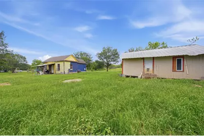 148 Brenham Street, McDade, TX 78650 - Photo 2