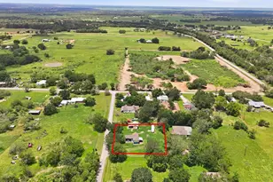 148 Brenham St, McDade, TX 78650 - Photo 28