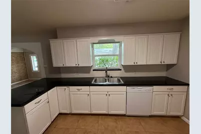 1005 #7 Hazelton Street, San Marcos, TX 78666 - Photo 2