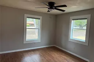 1005 Hazelton St, San Marcos, TX 78666 - Photo 18