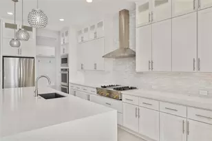 19412 Summit Glory Trl, Spicewood, TX 78669 - Photo 12